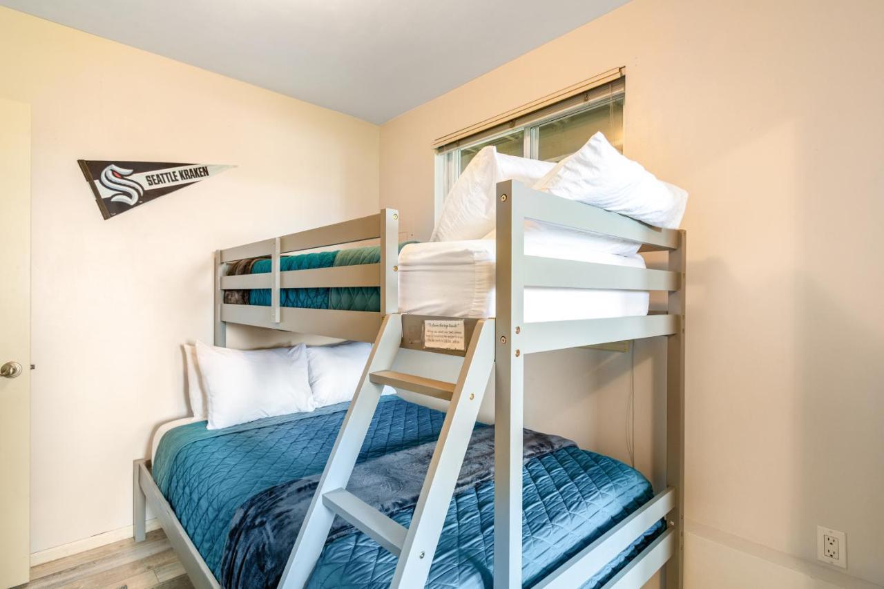 Вилла Driftwood Hideaway Camano Экстерьер фото